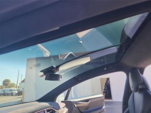 Used 2016 Tesla Model X 90D image 19