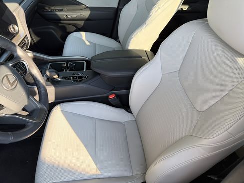 Used 2026 Lexus TX 350 AWD w/ Technology Package image 15