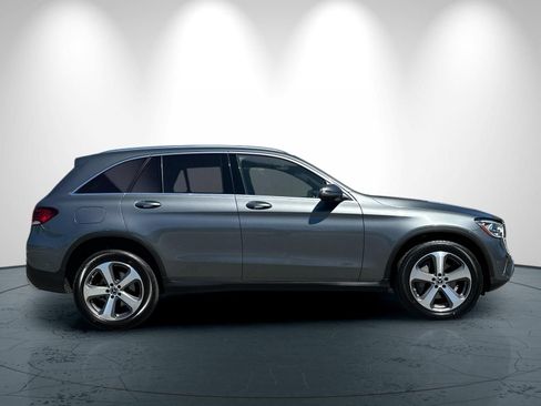 Used 2021 Mercedes-Benz GLC 300 4MATIC image 3