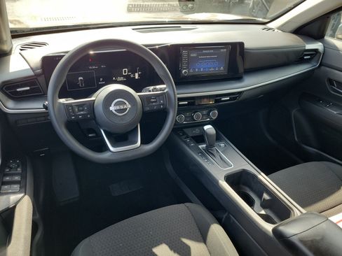 Certified 2025 Nissan Kicks S FWD image 14