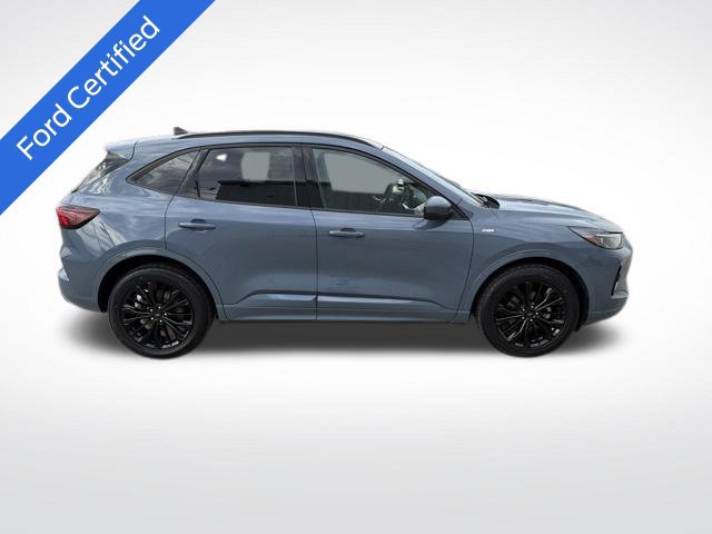 Certified 2023 Ford Escape ST-Line Elite w/ Premium Technology Package AWD/4WD image 9