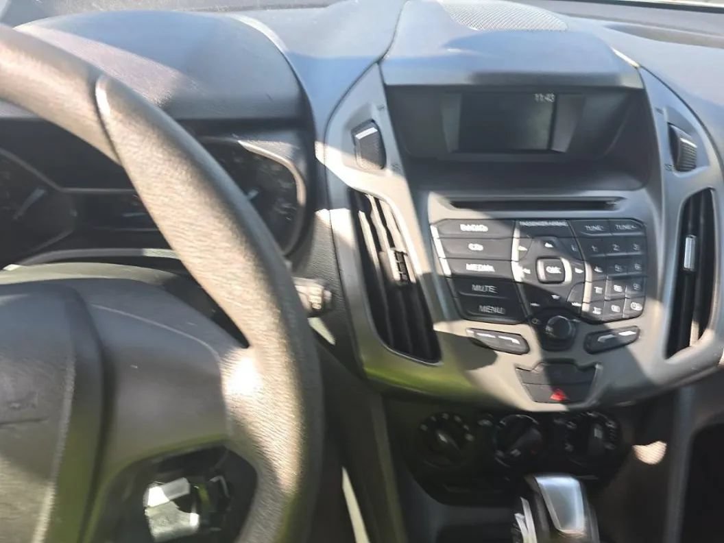 Used 2016 Ford Transit Connect XL FWD image 12