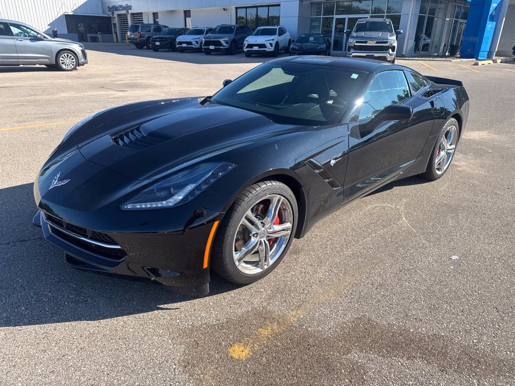 Used 2017 Chevrolet Corvette Stingray Coupe w/ Battery Protection Package RWD image 3