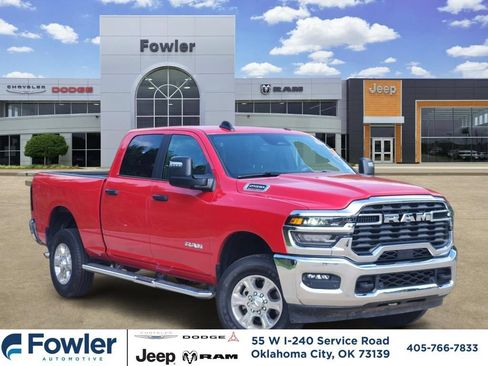 Used 2026 RAM 2500 Big Horn AWD/4WD image 1