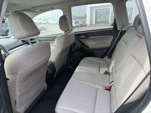 Used 2015 Subaru Forester 2.5i Touring w/ Eyesight & Navigation System image 7