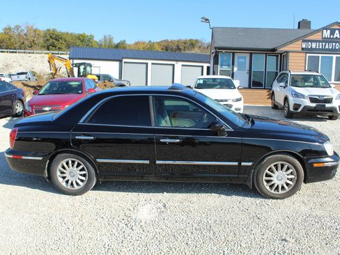 Used 2005 Hyundai XG350 L image 6