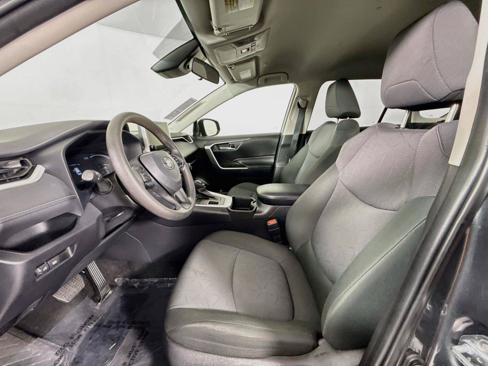 Certified 2025 Toyota RAV4 XLE AWD/4WD image 3