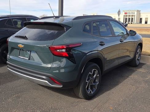 New 2026 Chevrolet Trax LT image 3
