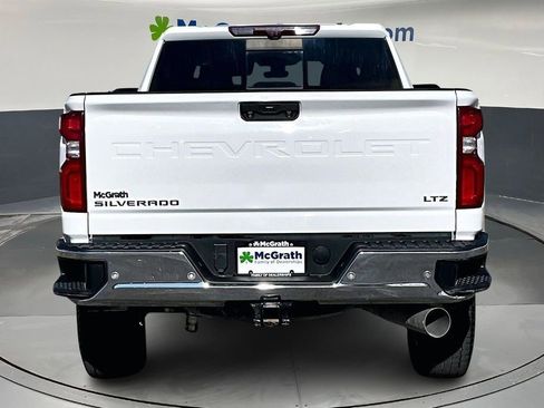 Used 2021 Chevrolet Silverado 2500 LTZ w/ LTZ Premium Package image 5