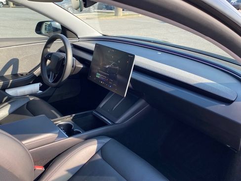 Used 2024 Tesla Model 3 Long Range RWD image 32