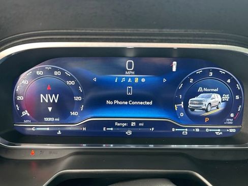 Used 2023 Chevrolet Tahoe Z71 w/ Luxury Package image 30