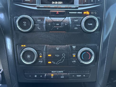 Used 2019 Ford Explorer FWD image 22