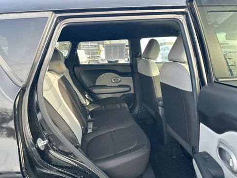 Used 2016 Kia Soul w/ Convenience Package image 25