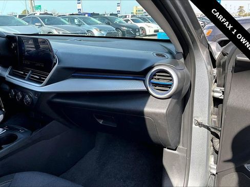 Used 2025 Chevrolet Trax LS w/ LS Convenience Package image 25