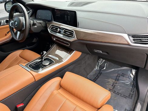 Used 2022 BMW X5 sDrive40i w/ M Sport Package RWD image 13