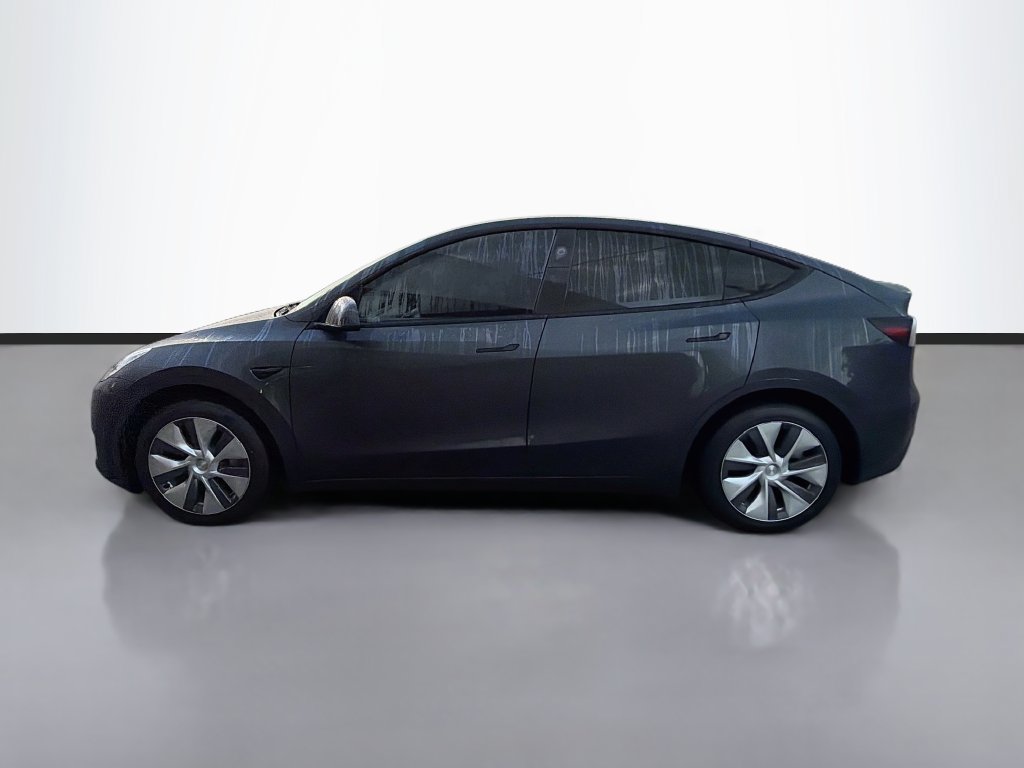 Used 2024 Tesla Model Y Long Range AWD/4WD image 4