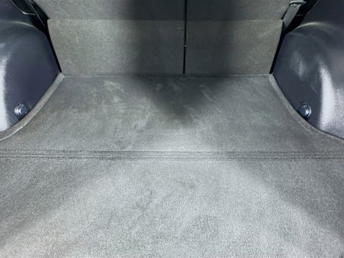 Used 2017 Toyota RAV4 LE image 33