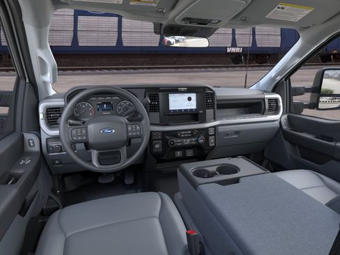 New 2026 Ford F250 XL w/ 360-Degree Camera Package RWD image 9