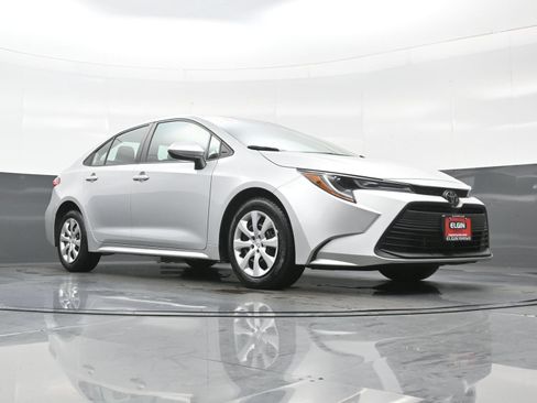 Used 2024 Toyota Corolla LE FWD image 24