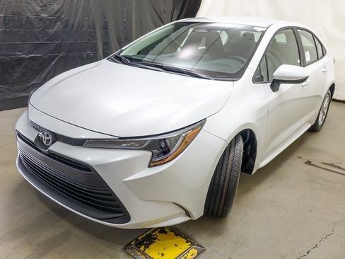 New 2026 Toyota Corolla LE image 4