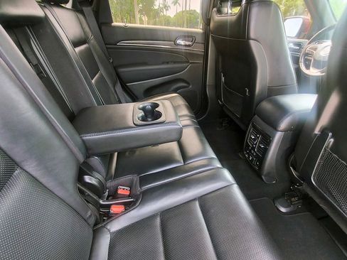 Used 2020 Jeep Grand Cherokee High Altitude AWD/4WD image 15