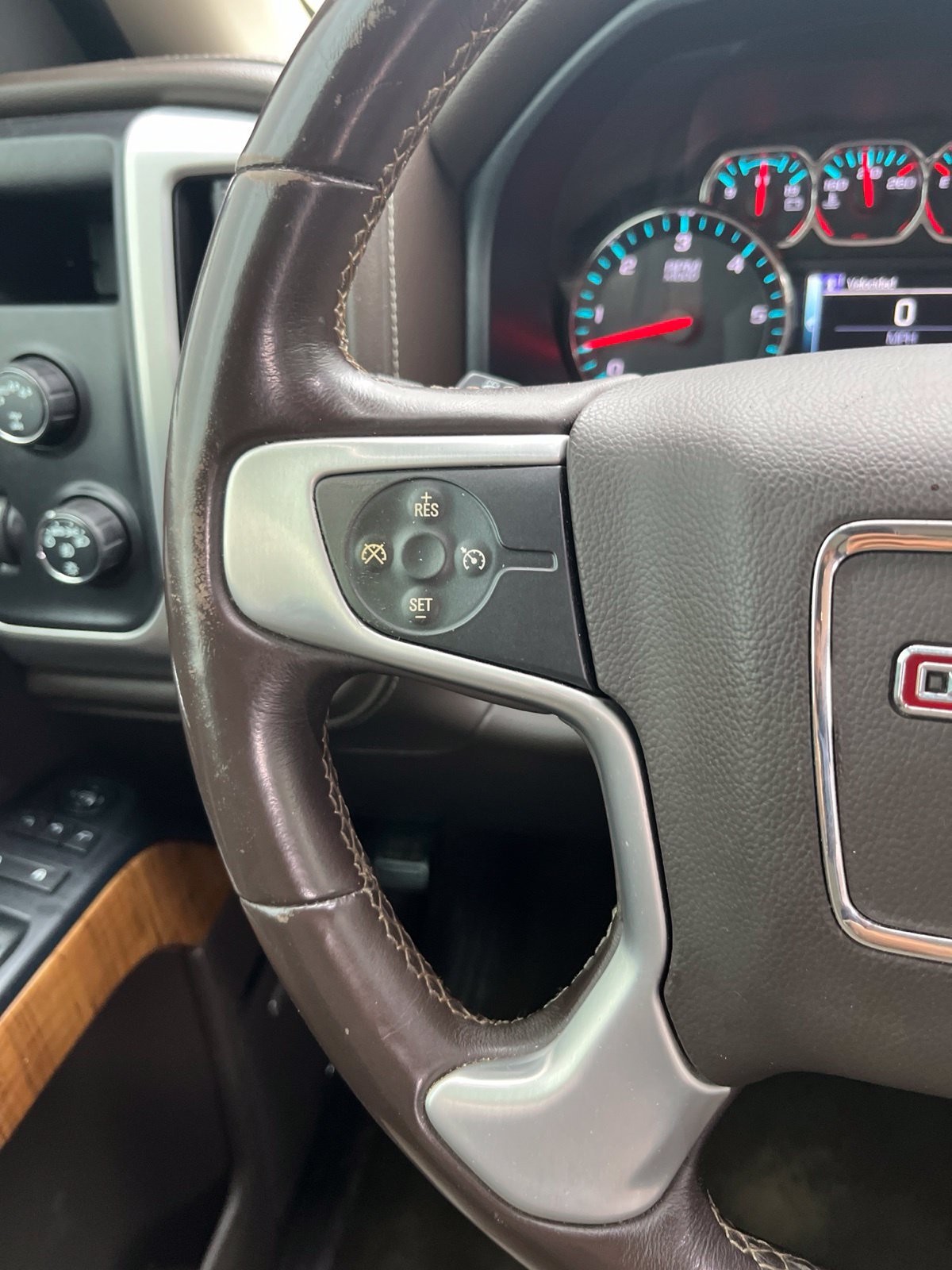Used 2018 GMC Sierra 1500 SLT w/ Texas SLT Premium Package AWD/4WD image 20