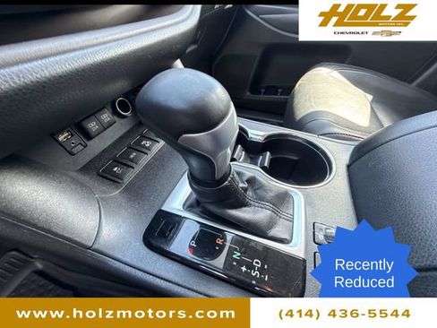 Used 2017 Toyota Highlander XLE AWD/4WD image 15
