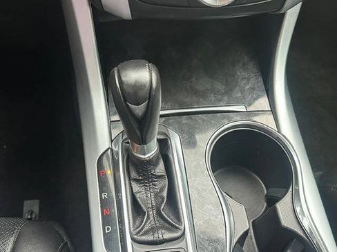 Used 2018 Acura TLX w/ Technology Package FWD image 18