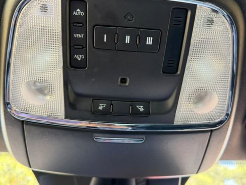 Used 2013 Dodge Charger SRT8 w/ Adaptive Cruise Control Group RWD image 27