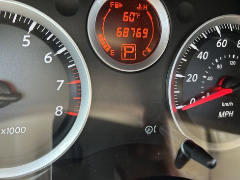 Used 2012 Nissan Sentra 2.0 S w/ Convenience Pkg FWD image 19