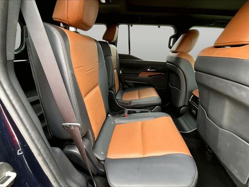 Used 2024 Lexus GX 550 w/ Accessory Package (Z1) AWD/4WD image 20
