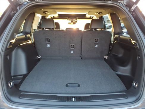 New 2025 Jeep Grand Cherokee Limited image 14