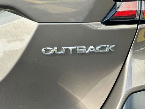 Used 2021 Subaru Outback Limited w/ Popular Package #2 image 28