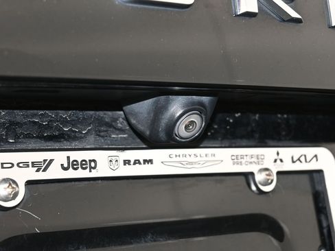 Used 2021 Chevrolet Suburban LT image 38