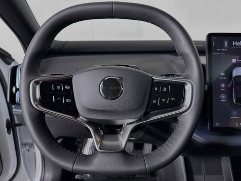 Used 2025 Volvo EX30 Ultra w/ Protection Package Premier image 11