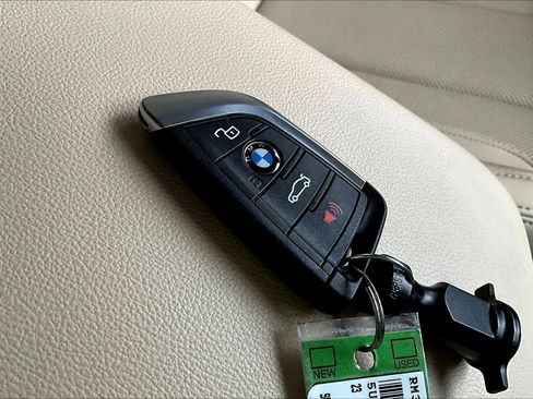 Used 2023 BMW X3 sDrive30i w/ Premium Package image 14