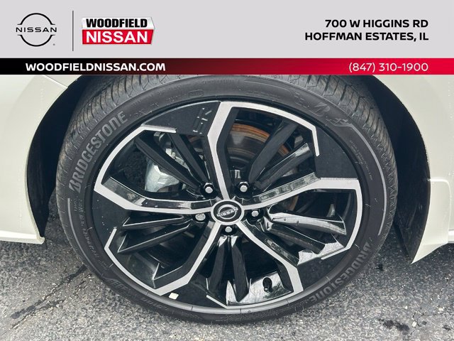 Certified 2025 Nissan Altima 2.5 SR AWD/4WD image 8