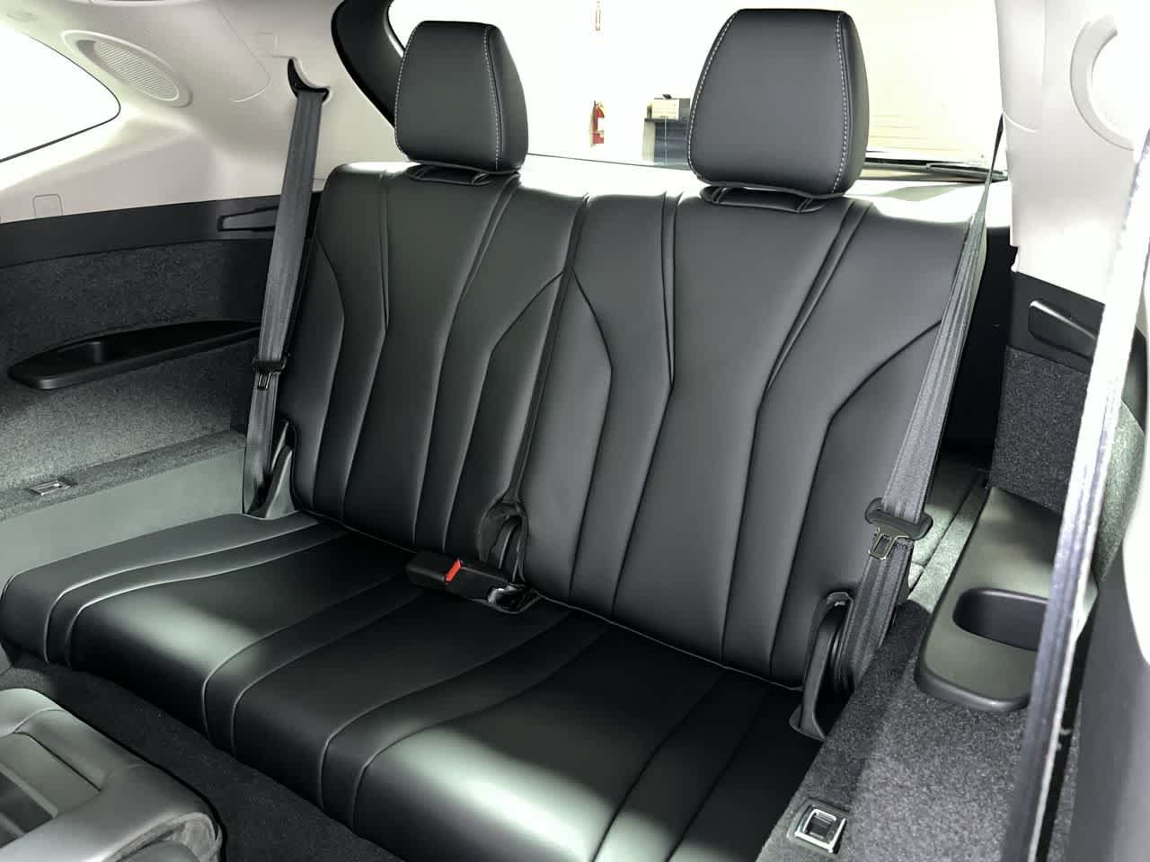 Used 2026 Acura MDX w/ Technology Package AWD/4WD image 27