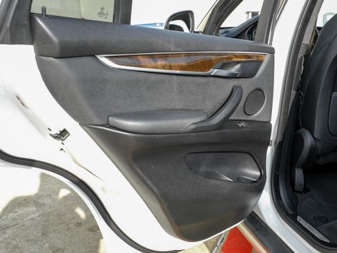 Used 2018 BMW X5 sDrive35i image 42