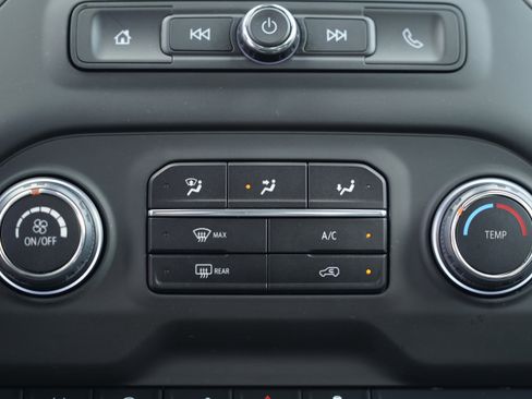 New 2025 Chevrolet Silverado 1500 Custom AWD/4WD image 27