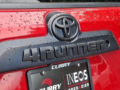 Used 2017 Toyota 4Runner TRD Pro AWD/4WD image 30