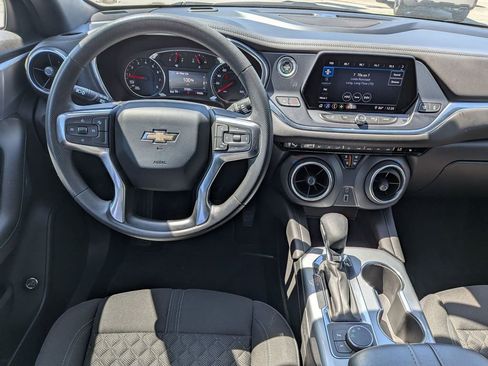 Used 2022 Chevrolet Blazer LT FWD image 18
