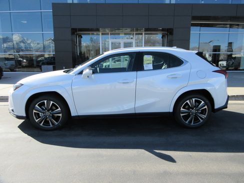 New 2025 Lexus UX 300h 300h Premium image 3