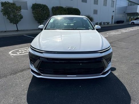 Used 2024 Hyundai Sonata SEL image 2