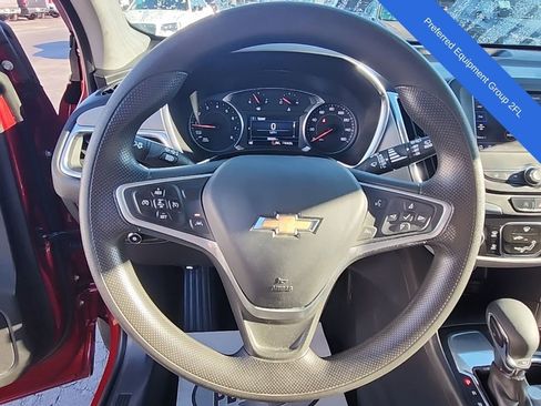 Used 2023 Chevrolet Equinox LT w/ LPO, Floor Liner Package image 4