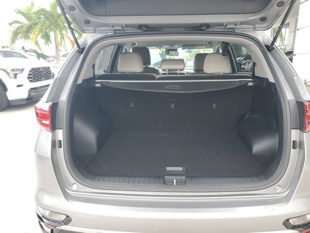 Used 2020 Kia Sportage LX FWD image 6