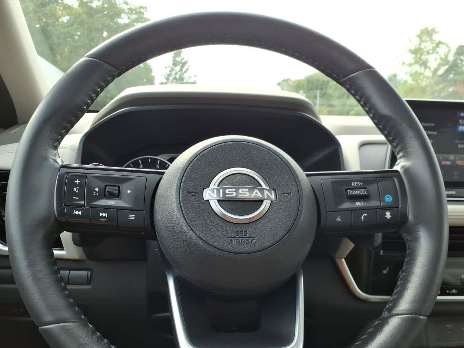 Used 2023 Nissan Rogue SL AWD/4WD image 24