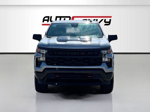 Used 2025 Chevrolet Silverado 1500 Custom Trail Boss image 2
