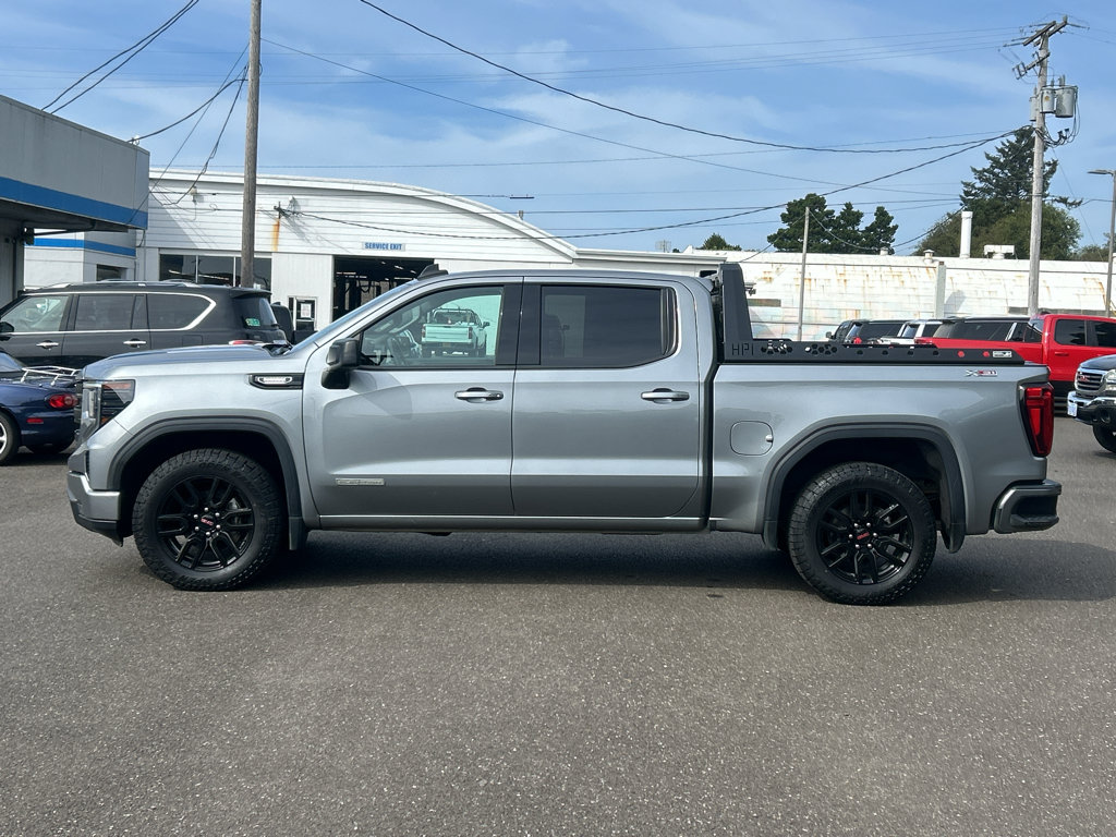 Used 2023 GMC Sierra 1500 Elevation w/ X31 Off-Road Package AWD/4WD image 9