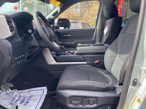 New 2026 Toyota Tundra SR5 image 6
